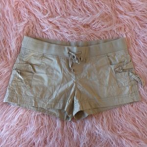 Khaki Colored Cargo Pocket Elastic Waist Shorts